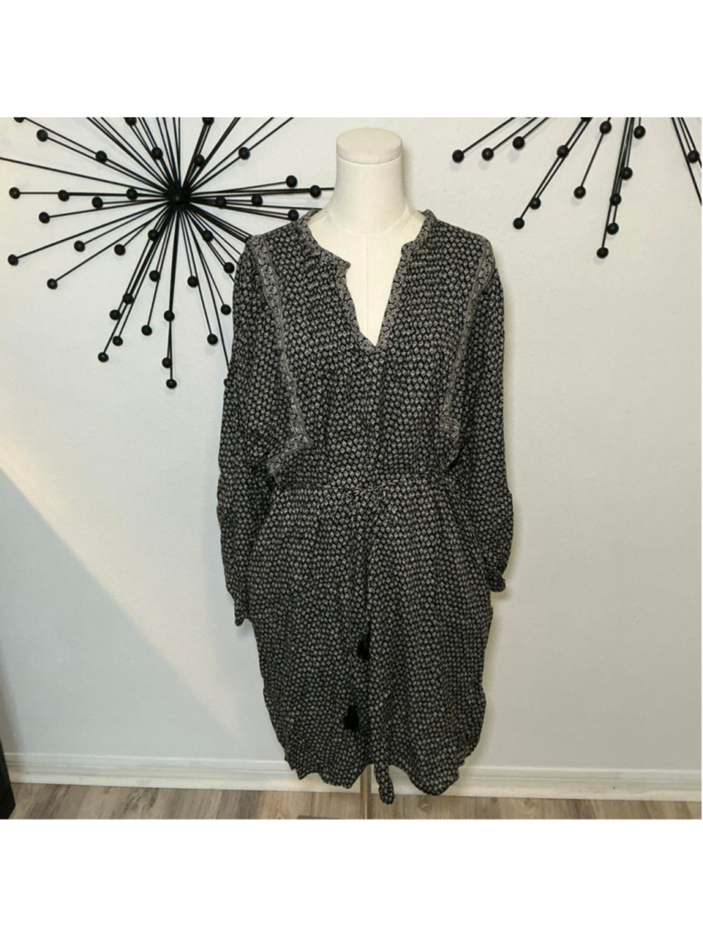 Old Navy Boho Floral Mini Dress XXL Black White Peasant Long Sleeve Flowy